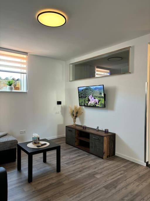 Ferienwohnung In Der Suedpfalz Zeiskam Ngoại thất bức ảnh